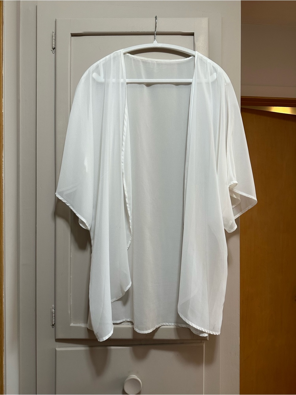 Lightweight White Chiffon Kimono/Cover-Up - Women. One Size
